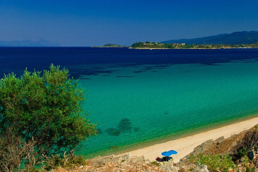 Οικόπεδο 14.300 τ.μ. προς πώληση, Δεβελίκι