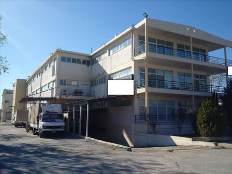Building 7.700 sqm for sale