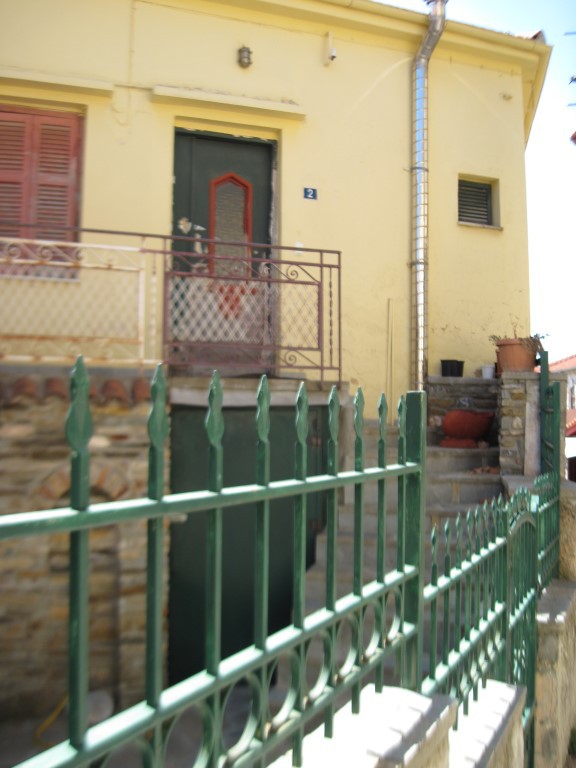 Επαγγελματικό 240 τ.μ. προς πώληση, Κέντρο Πολυγύρου