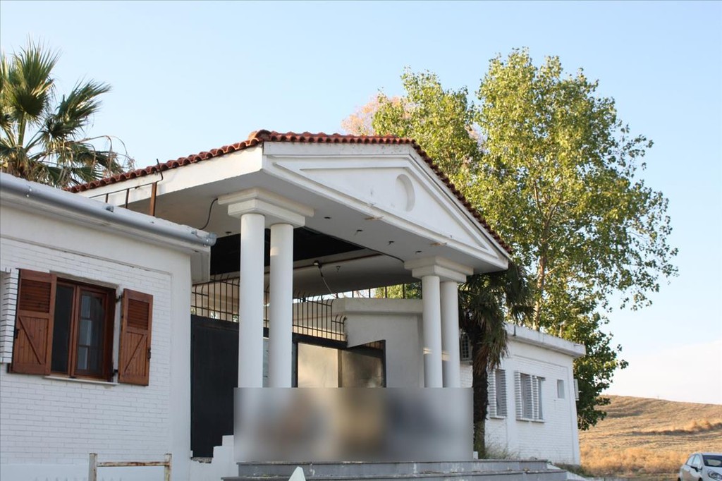 Επαγγελματικό 187 τ.μ. προς πώληση, Καλόγρια Σιθωνίας