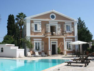 Βίλλα 270 τ.μ. για πώληση