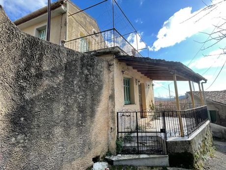 Μονοκατοικία 220 τ.μ. για πώληση