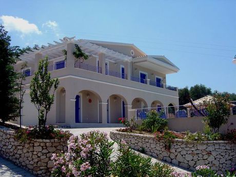 Villa 296sqm for sale-Corfu » Thinalio