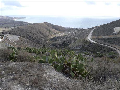 Land plot 2.000sqm for sale-Santorini » Thira