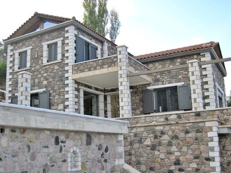 Maisonette 100sqm for sale-Lesvos - Petra