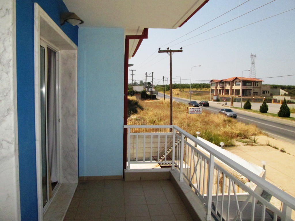 Επαγγελματικό 300 τ.μ. προς πώληση, Όλυνθος