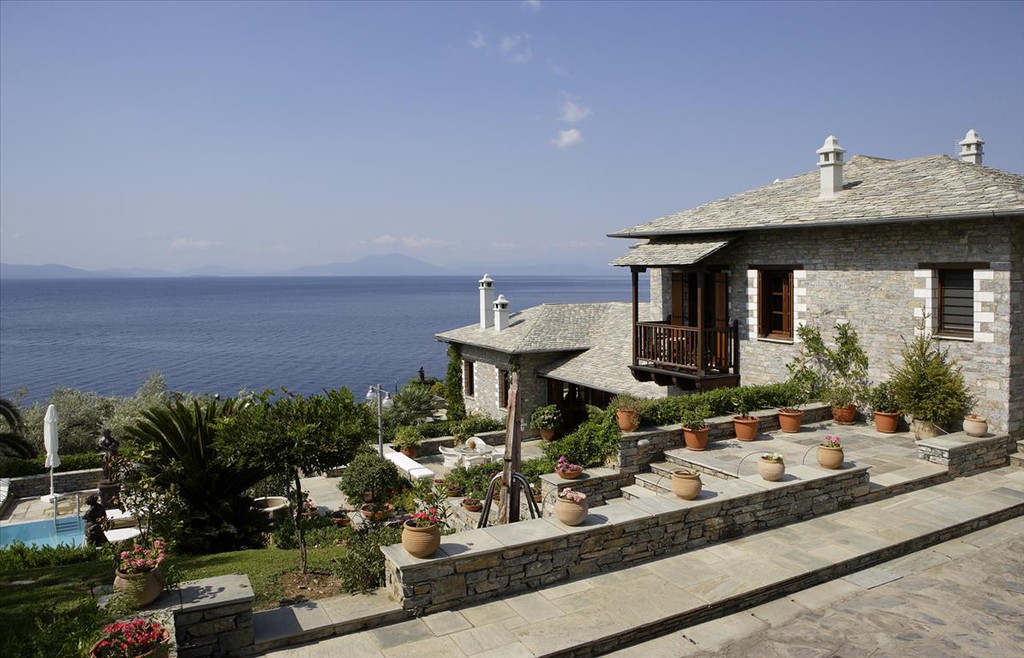 Βίλλα 400 τ.μ. πρός πώληση, Μαγνησία, Μηλιές