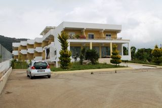 Άλλο 1.300 τ.μ. για πώληση