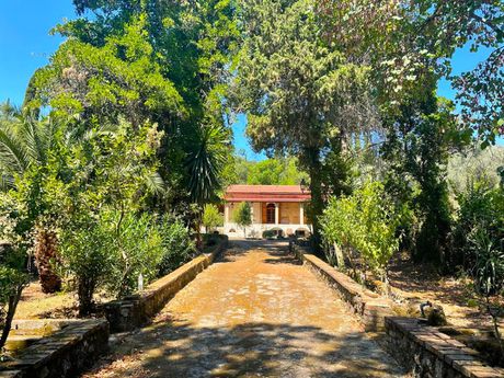 Detached home 340sqm for sale-Corfu » Achilleio