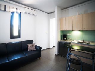 Ξενοδοχείο 600 τ.μ. για πώληση, Ν. Ρεθύμνου, Ρέθυμνο-thumb-6