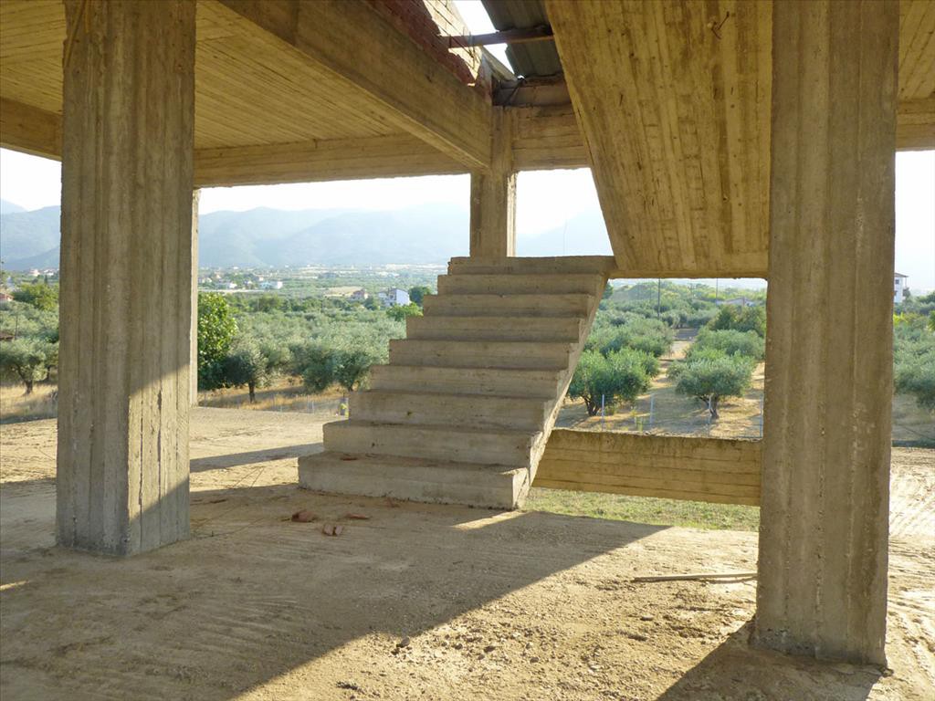 Μονοκατοικία 450 τ.μ. προς πώληση, Λεπτοκαρυά Ανατολικού Ολύμπου