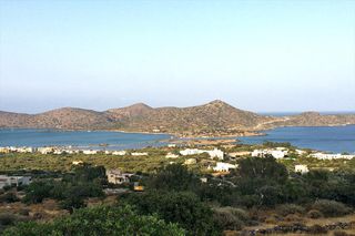 Οικόπεδο 8.200 τ.μ. για πώληση