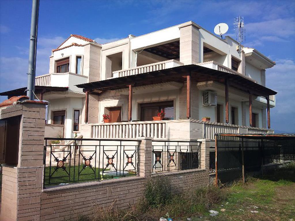 Μονοκατοικία 290 τ.μ. προς πώληση, Παραλία Διονυσίου