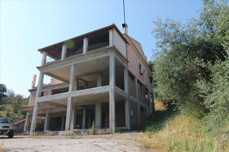 Μονοκατοικία 380 τ.μ. για πώληση