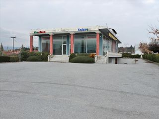 Άλλο 900 τ.μ. για πώληση