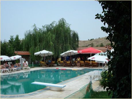 Hotel 1.450sqm for sale-Prespes » Agios Germanos