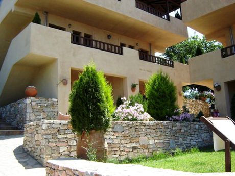 Hotel 800sqm for sale-Kallindoia » Sarakina