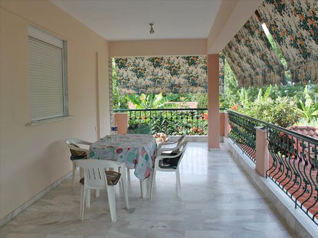 Detached home 300sqm for sale-Paralia » Center