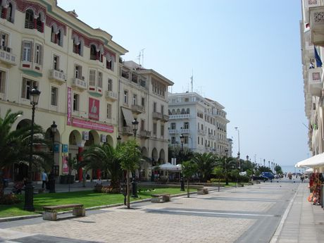 Business bulding 36sqm for sale-Kamara