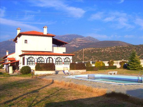 Villa 805sqm for sale-Thermi » Livadi