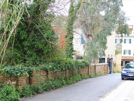 Land plot 570sqm for sale-Corfu » Corfu Town