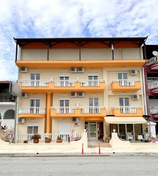 Hotel 1.000sqm for sale-Paralia » Kallithea