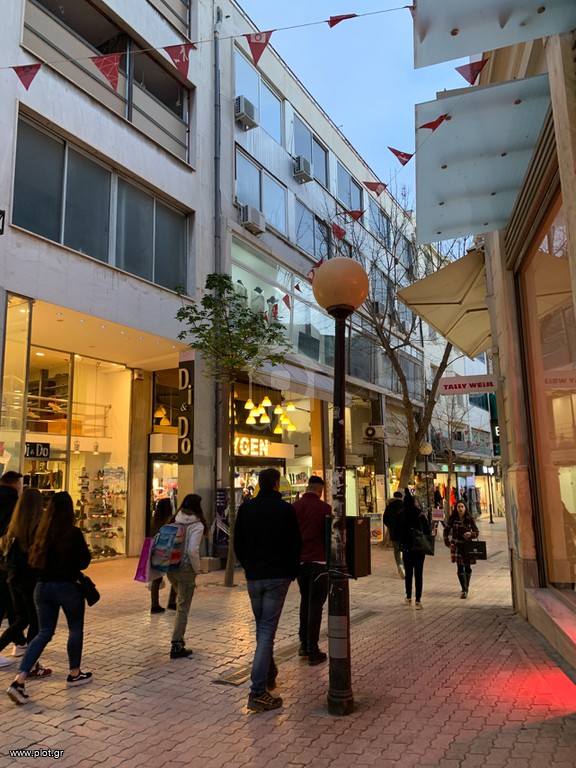 Επιχειρηματικό κτίριο 112 τ.μ. προς πώληση, Σύνταγμα