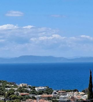 Μεζονέτα 160τ.μ. για ενοικίαση-Ανάβυσσος » Μαύρο λιθάρι