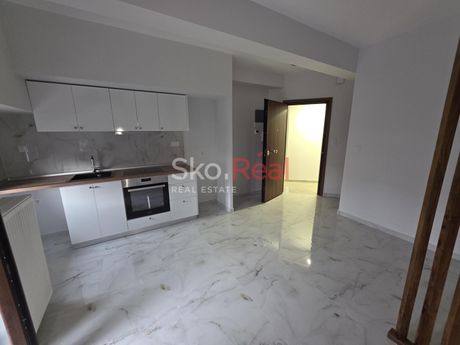Studio 30sqm for rent-Ano Toumpa