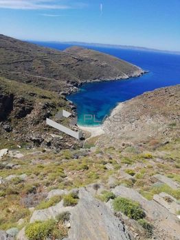 Αγροτεμάχια 74.000τ.μ. για πώληση-Σέριφος