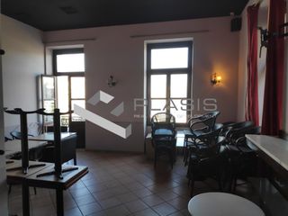 Επιχειρηματικό κτίριο 440 τ.μ. για πώληση