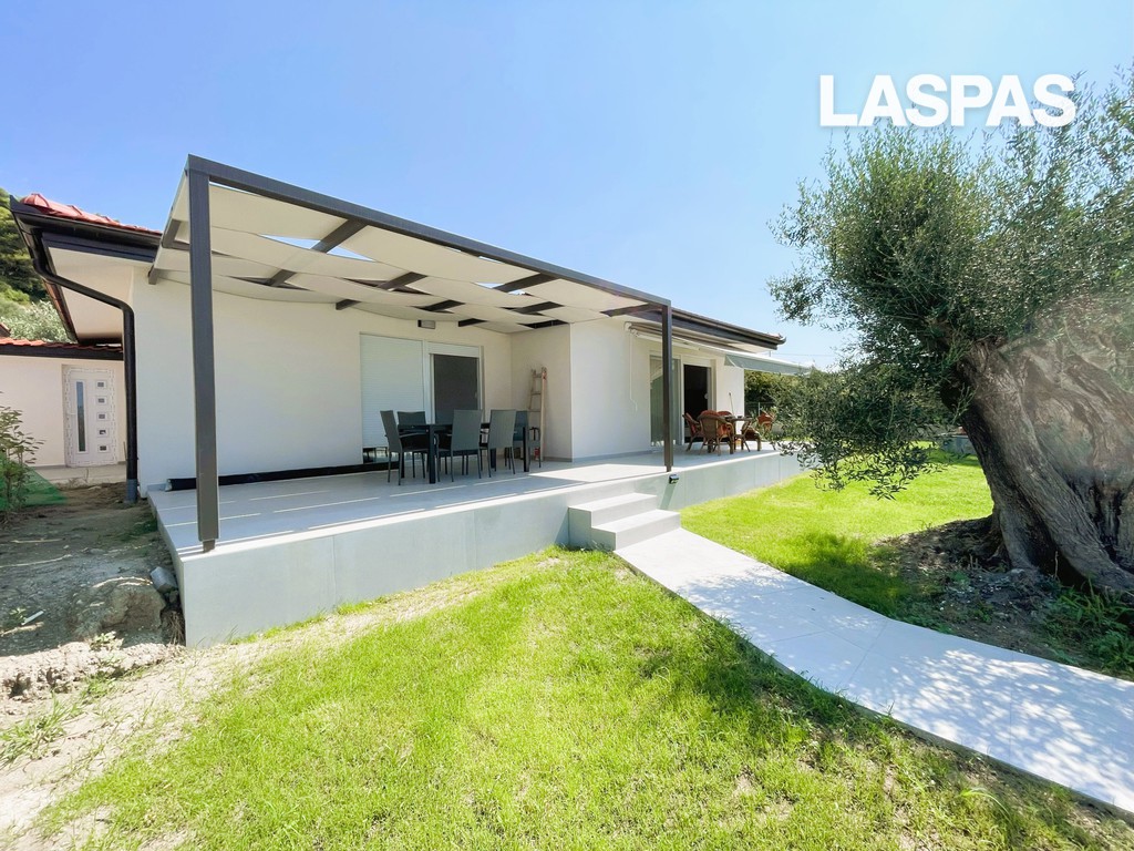 Detached home 100 sqm for rent, Chalkidiki, Kassandra