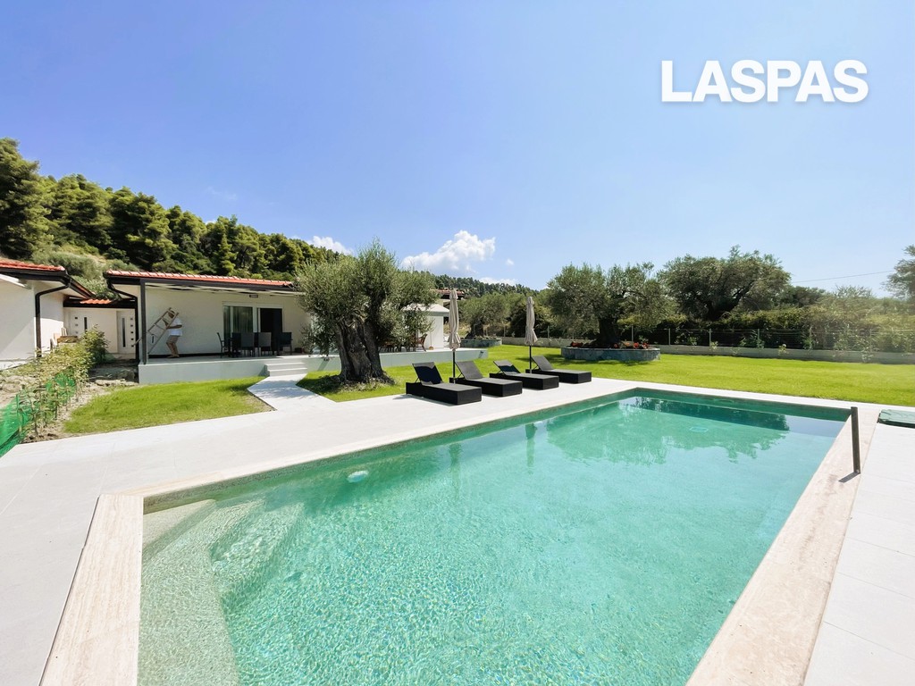 Detached home 100 sqm for rent, Chalkidiki, Kassandra