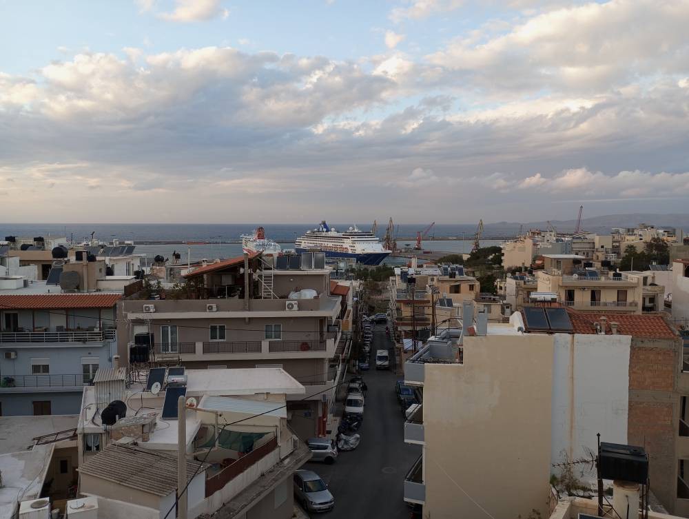 Συγκρότημα διαμερισμάτων 250 τ.μ. προς πώληση, Πόρος Ηρακλείου