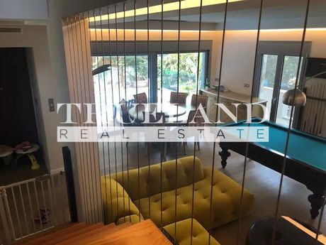 Maisonette 256 sqm for sale