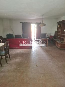 Μονοκατοικία 450τ.μ. για πώληση-Νέα ερυθραία