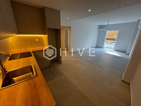 Apartment 95sqm for rent-Kipseli