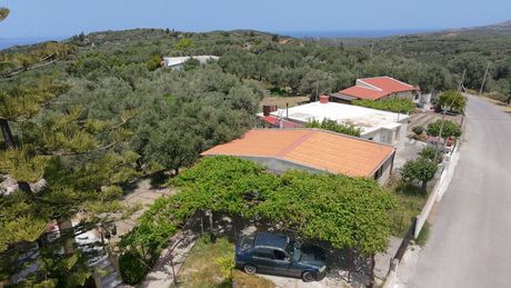 Οικόπεδο 487τ.μ. για πώληση-Γεωργιούπολη » Κάστελλος