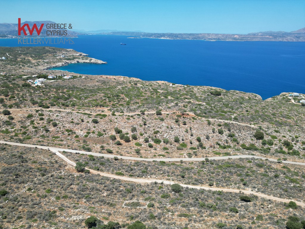 Οικόπεδο 9.801,95 τ.μ. προς πώληση, Κόκκινο Χωριό