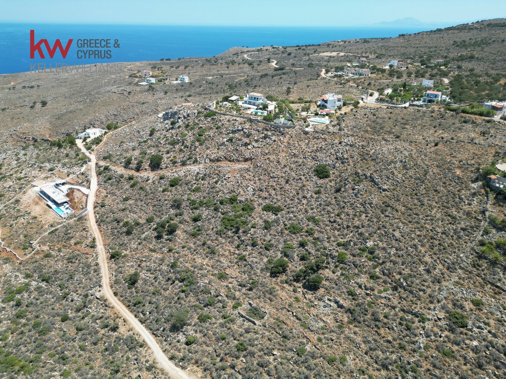 Οικόπεδο 9.801,95 τ.μ. προς πώληση, Κόκκινο Χωριό