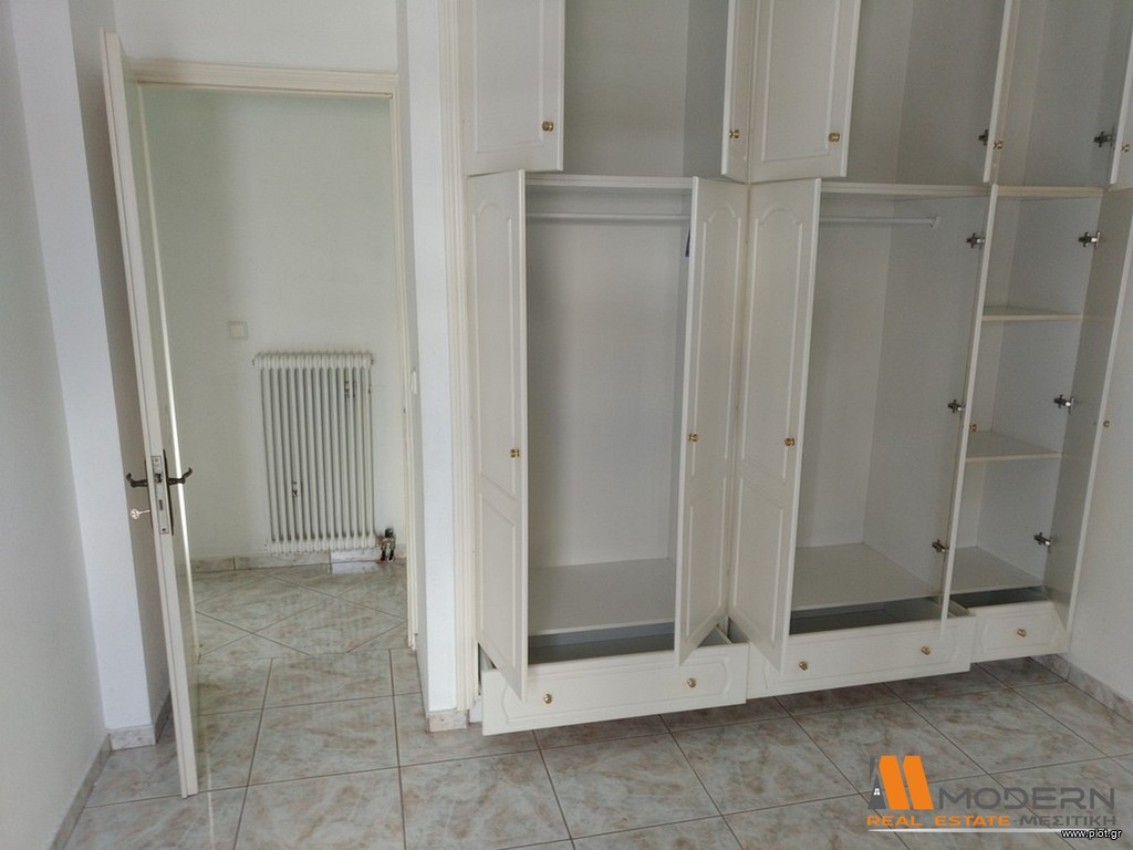 Συγκρότημα διαμερισμάτων 252 τ.μ. προς πώληση, Κέντρο Ανατολής