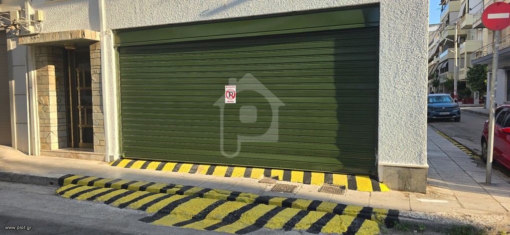 Parking 200 τ.μ. προς πώληση, Ευγένεια