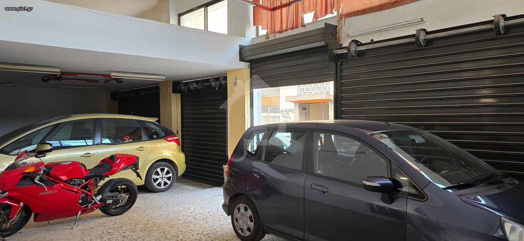 Parking 200 τ.μ. προς πώληση, Ευγένεια