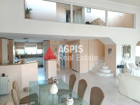 Maisonette 180sqm for rent-Glyfada