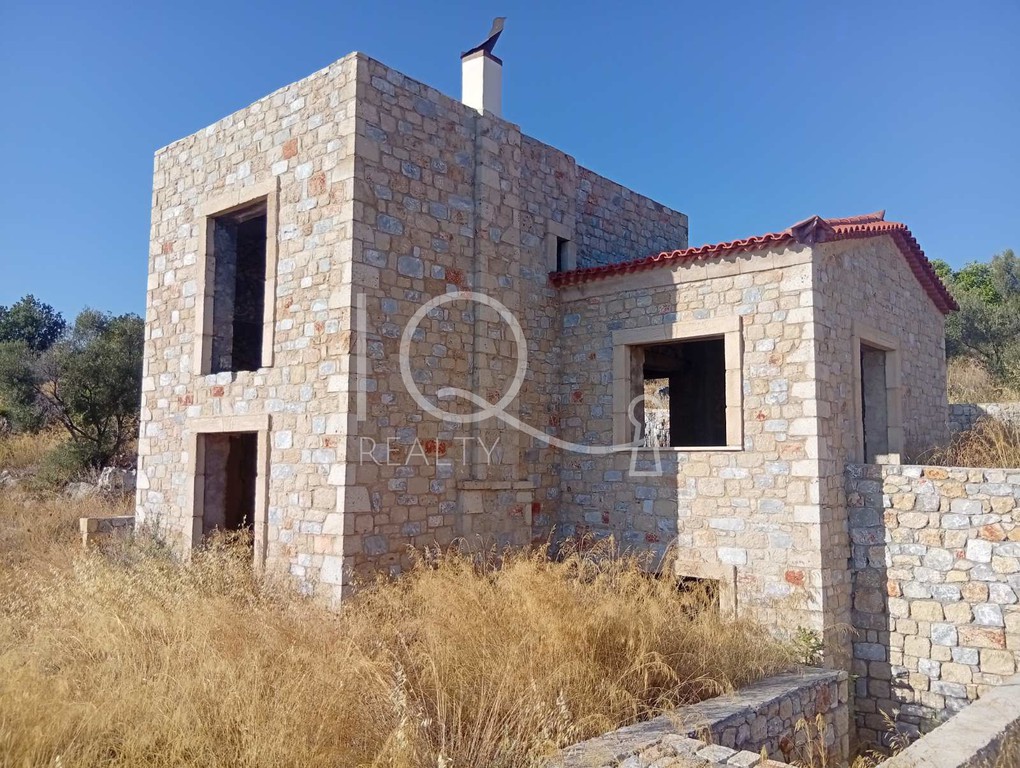 Συγκρότημα διαμερισμάτων 300 τ.μ. πρός πώληση, Μεσσηνία, Λεύκτρος