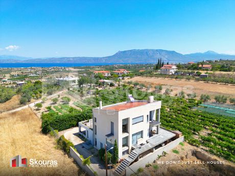 Maisonette 213sqm for sale-Korinthos