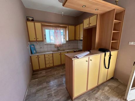 Apartment complex 208sqm for sale-Xilokastro » Kariotika