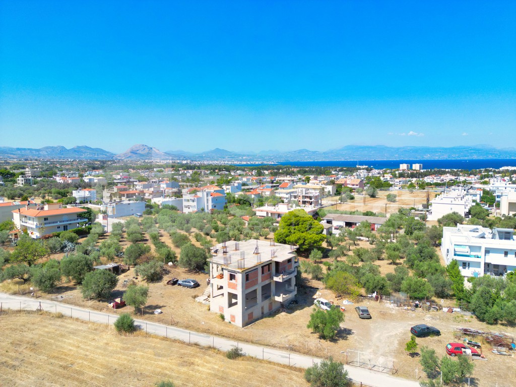 Μονοκατοικία 390 τ.μ. προς πώληση, Λουτράκι Κορινθίας