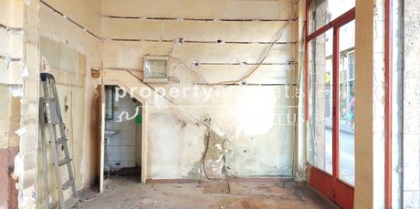 Store 30sqm for rent-Kavala » Center