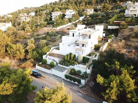 Building 530sqm for sale-Malesina